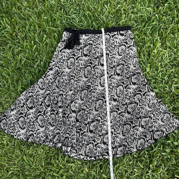 Arielle Tyler black and white midi skirt - Picture 3 of 6